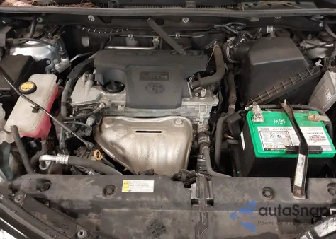 2017 Toyota Rav4 Xle z USA, uszkodzony, nr VIN 2T3RFREV3HW643464